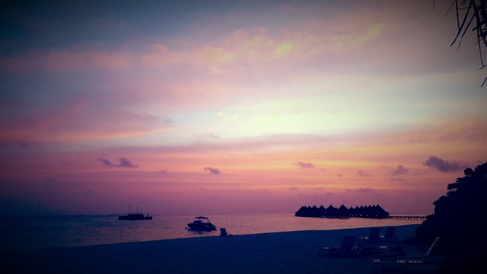 blog_sonnenuntergangangagaislandmalediven.jpg