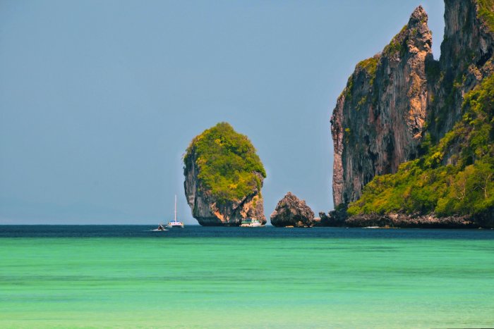 home_highseasoninthailand.jpg